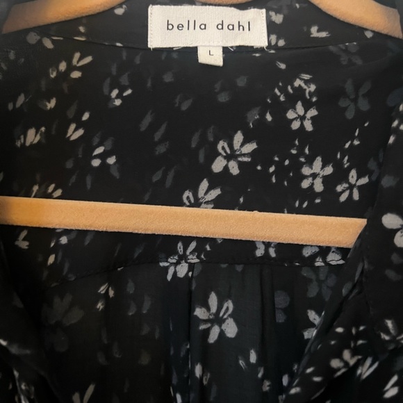 Bella Dahl sheer floral top - Picture 2 of 5